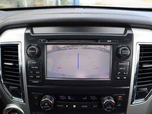 Used 2016 Nissan Titan PRO-4X w/ Pro-4x Convenience Package image 14