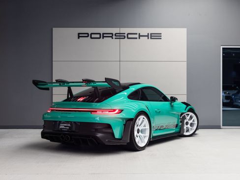 Certified 2025 Porsche 911 GT3 RS w/ Weissach Package RWD image 7