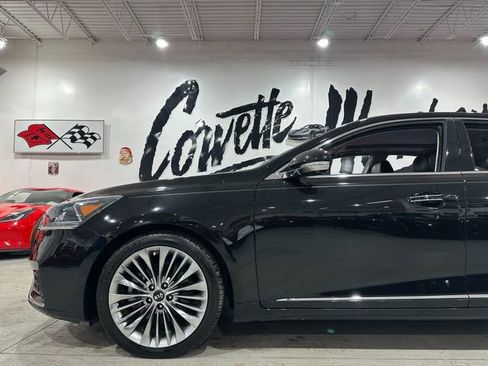 Used 2019 Kia Cadenza Limited image 6