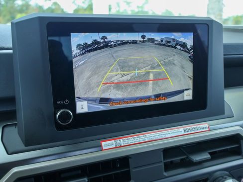 New 2025 Toyota Tacoma SR5 w/ Blackout Package (GST) image 4