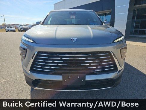 Certified 2025 Buick Enclave Preferred image 2