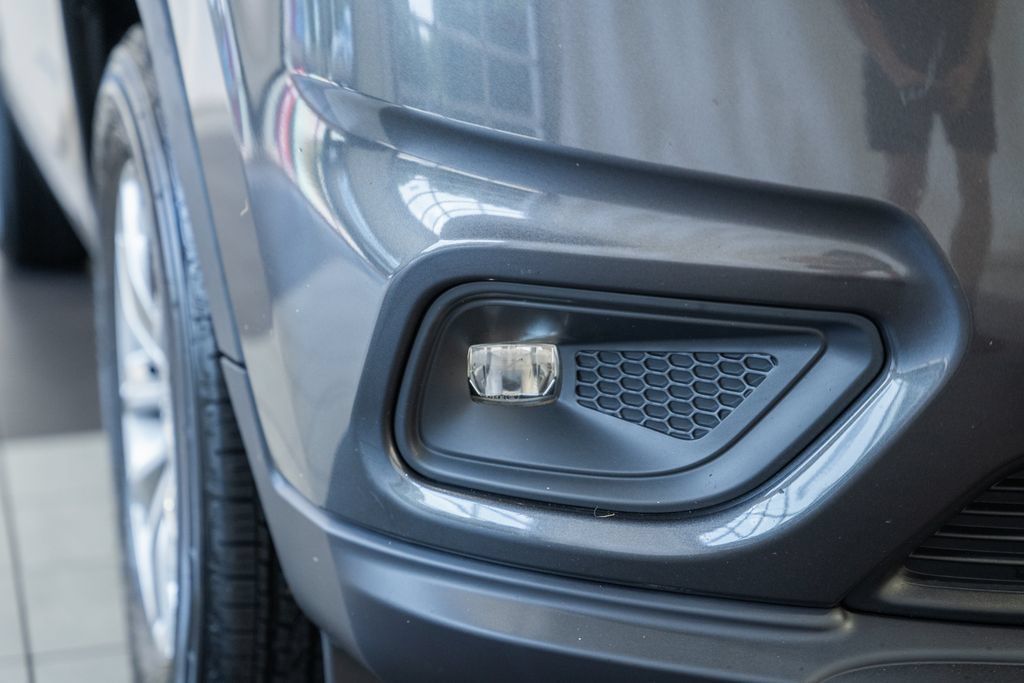 Certified 2022 Jeep Cherokee Latitude Lux AWD/4WD image 14