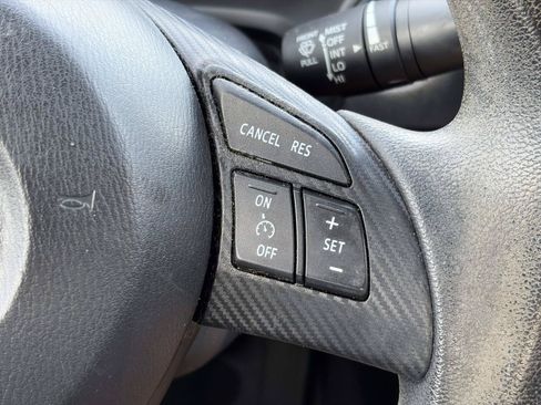 Used 2015 MAZDA MAZDA3 i Sport FWD image 23