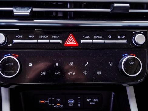 Used 2025 Hyundai Tucson SEL FWD image 21
