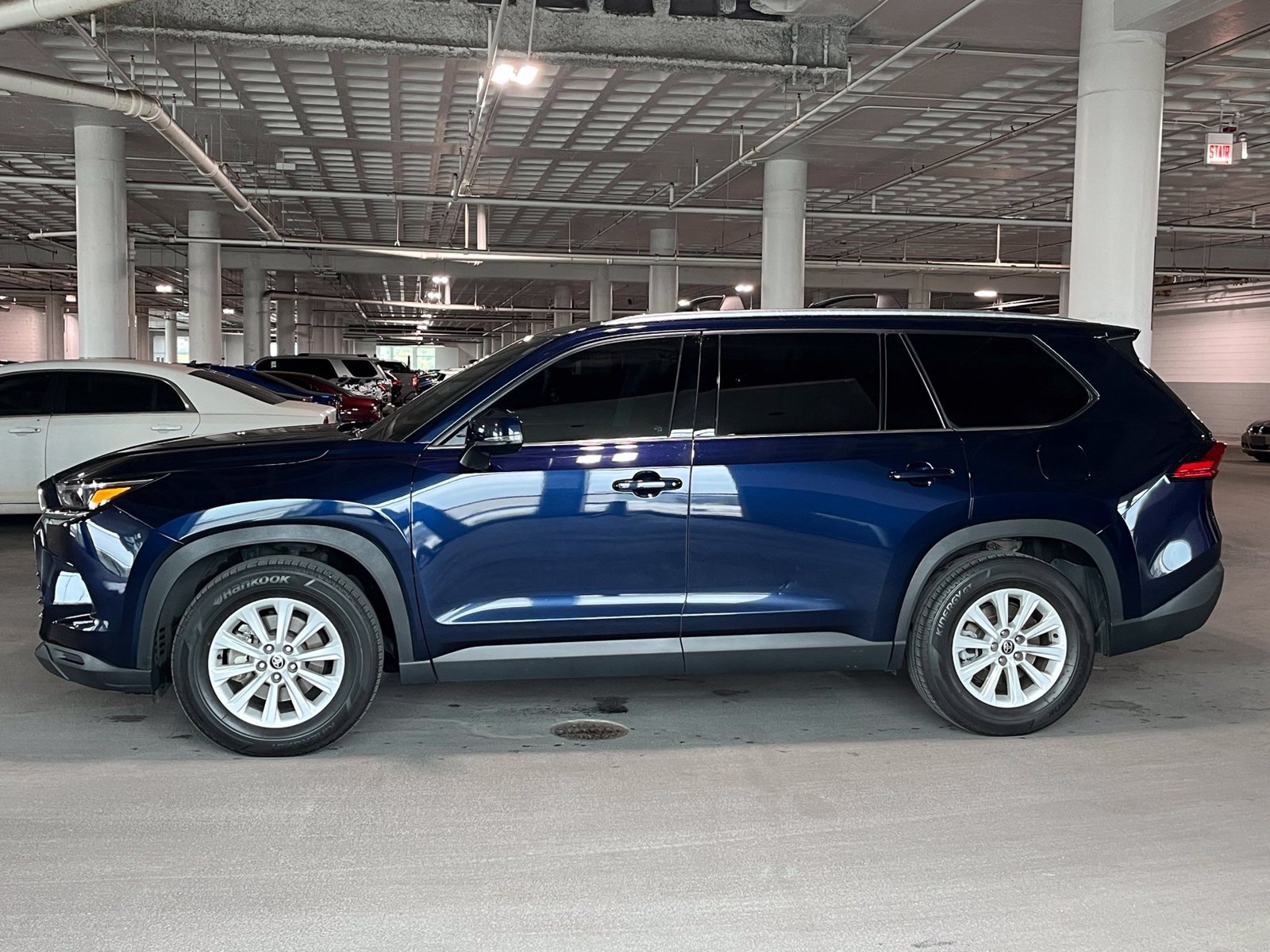 Used 2024 Toyota Grand Highlander AWD image 7