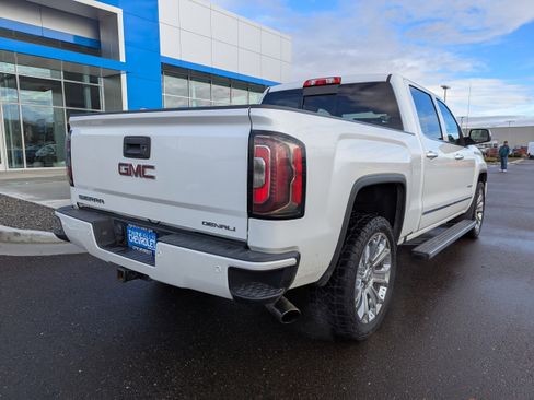 Certified 2018 GMC Sierra 1500 Denali w/ Denali Ultimate Package AWD/4WD image 36