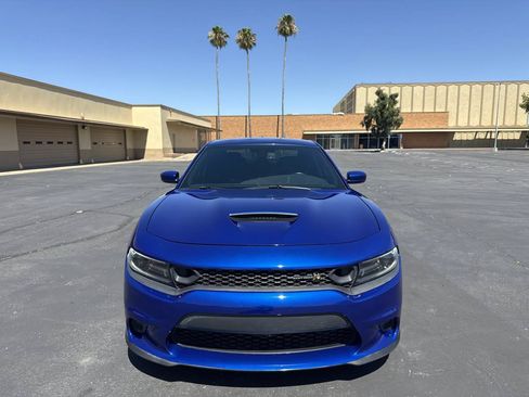 Used 2020 Dodge Charger Scat Pack RWD image 2