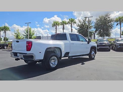 New 2026 Chevrolet Silverado 3500 LTZ w/ LTZ Plus Package image 19