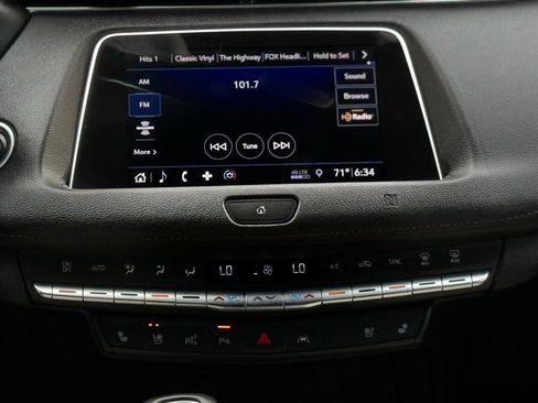 Used 2019 Cadillac XT4 Sport image 19