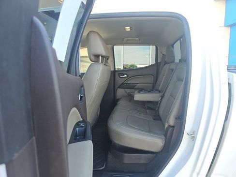 Used 2016 GMC Canyon SLT w/ Driver Alert Package AWD/4WD image 8