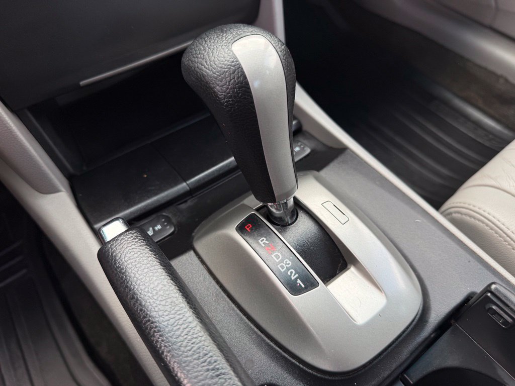 Used 2009 Honda Accord EX-L image 30