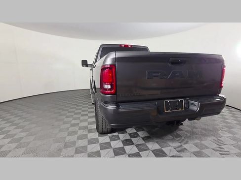 Used 2025 RAM 2500 Big Horn AWD/4WD image 44