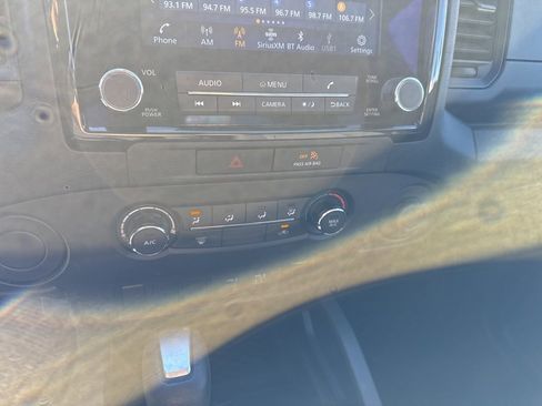 Used 2023 Nissan Frontier S image 12