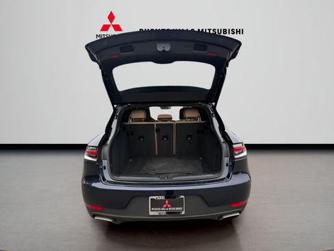 Used 2021 Porsche Macan AWD/4WD image 9