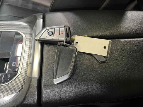 Used 2020 BMW X5 sDrive40i w/ M Sport Package image 11