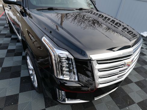 Used 2020 Cadillac Escalade Platinum image 81