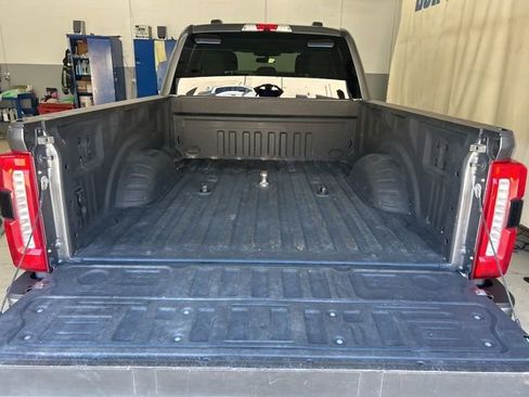 Used 2023 Ford F250 XL w/ STX Appearance Package AWD/4WD image 6