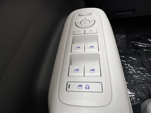 Used 2024 Hyundai Santa Fe Calligraphy image 27