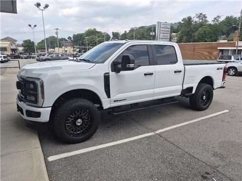 Used 2024 Ford F350 XL w/ STX Appearance Package AWD/4WD image 37