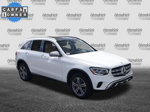 Certified 2022 Mercedes-Benz GLC 300 image 2