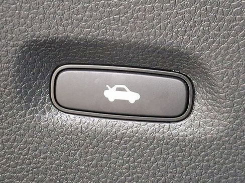 Used 2023 Honda Civic Sport image 26