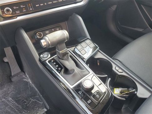 New 2025 Kia Sportage EX image 22