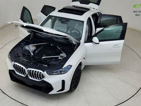 Used 2026 BMW X6 xDrive40i AWD/4WD image 85