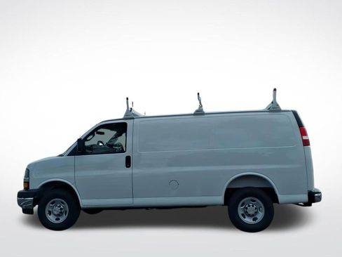 New 2026 Chevrolet Express 2500 w/ Driver Convenience Package RWD image 7