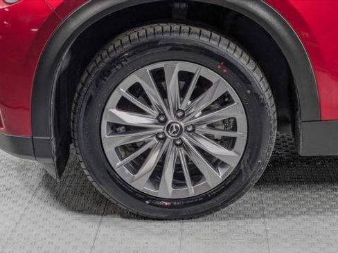 Used 2024 MAZDA CX-90 3.3 Turbo w/ Preferred Plus image 32