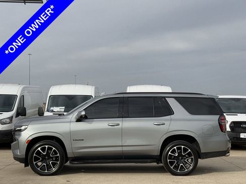 Used 2024 Chevrolet Tahoe RST w/ Sport Performance Package image 3