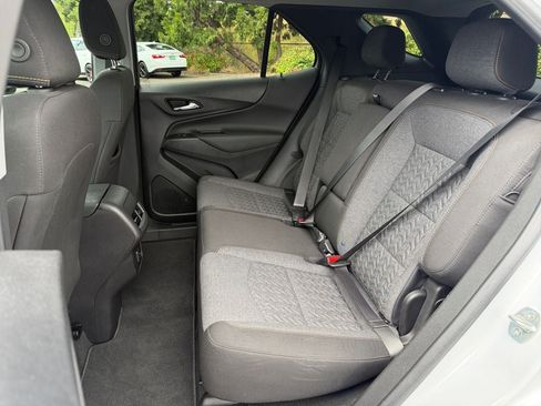 Used 2023 Chevrolet Equinox LT w/ Driver Convenience Package AWD/4WD image 32