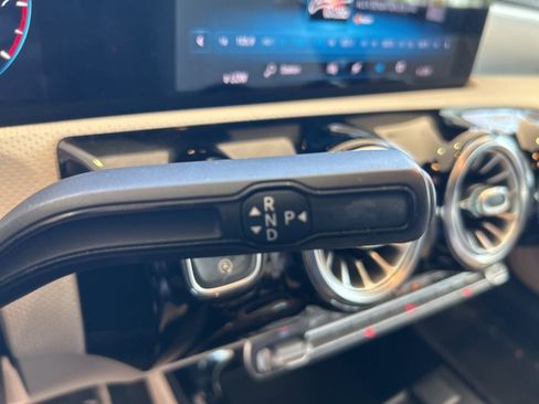 Used 2021 Mercedes-Benz A 220 image 8