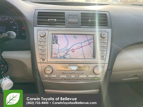 Used 2011 Toyota Camry XLE w/ SE/XLE Extra-Value Pkg image 12