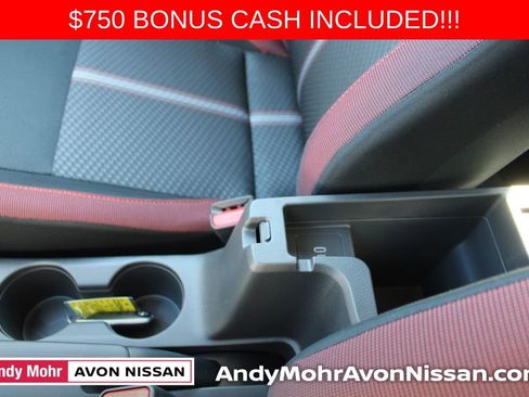 New 2025 Nissan Versa SR w/ Trunk Package image 28