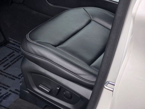 Certified 2023 Ford Explorer XLT w/ Equipment Group 202A image 26