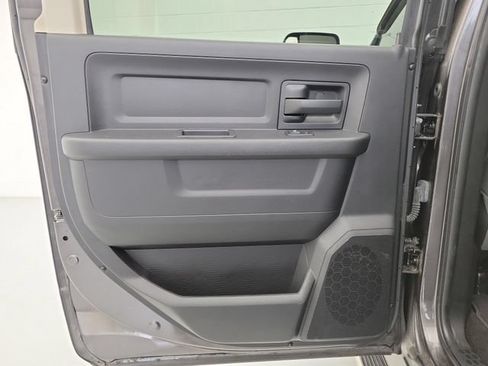 Used 2017 RAM 2500 Tradesman w/ Chrome Appearance Group AWD/4WD image 14