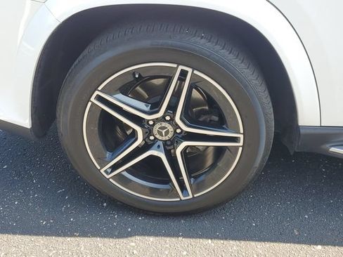 Used 2022 Mercedes-Benz GLS 450 4MATIC image 5