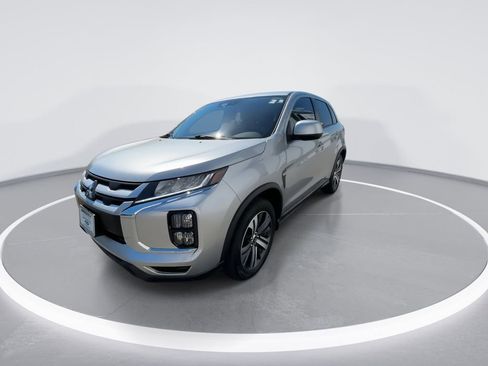 Used 2024 Mitsubishi Outlander Sport LE AWD/4WD image 4