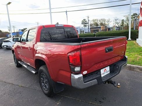 Certified 2018 Toyota Tacoma SR5 image 10