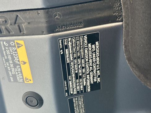 Used 2025 Mercedes-Benz GLE 450e 4MATIC image 21