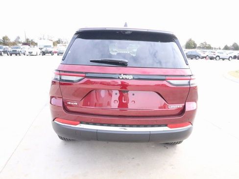 New 2025 Jeep Grand Cherokee Limited w/ Luxury Tech Group II AWD/4WD image 22