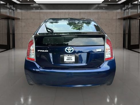 Used 2014 Toyota Prius Two FWD image 11