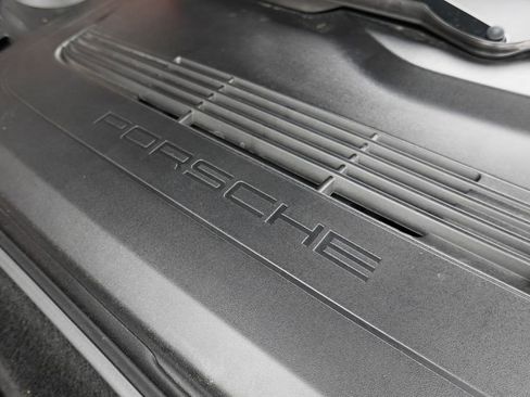 Used 2014 Porsche 911 GT3 RWD image 44