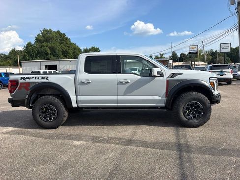 New 2026 Ford F150 Raptor w/ Equipment Group 803A Raptor R AWD/4WD image 4