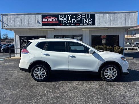 Used 2016 Nissan Rogue S w/ Appearance Package image 1