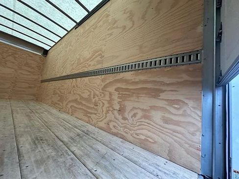 Used 2023 Chevrolet Low Cab Forward 5500XD image 9