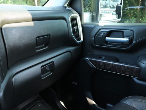 Used 2023 GMC Sierra 3500 Denali w/ Denali Ultimate Package AWD/4WD image 61