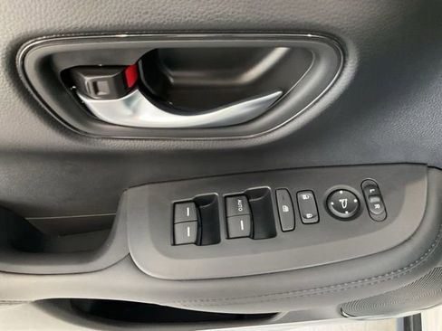 New 2026 Honda HR-V LX image 6