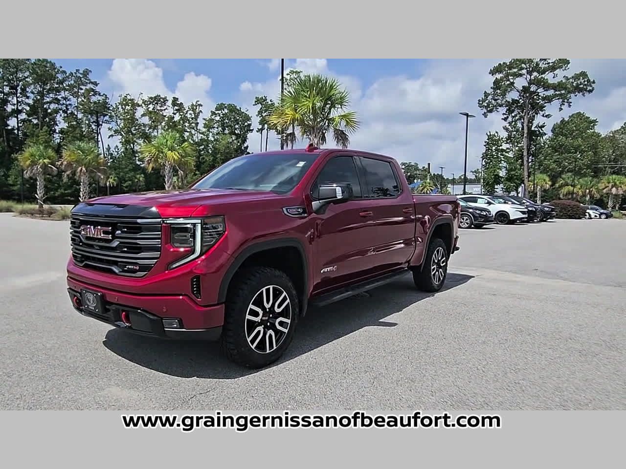 Used 2025 GMC Sierra 1500 AT4 w/ AT4 Premium Package AWD/4WD image 37