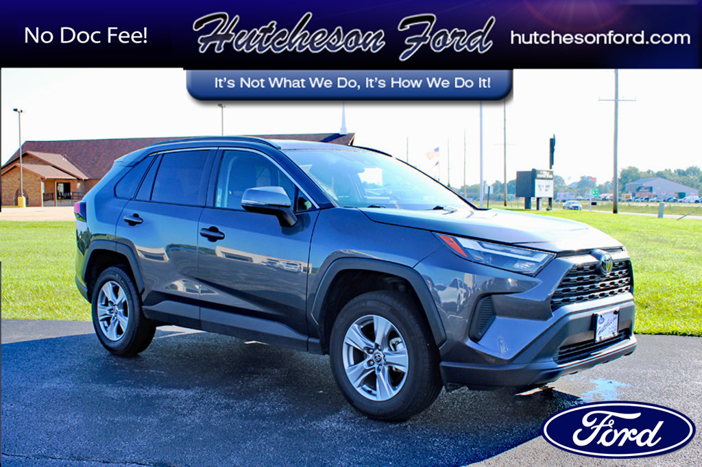 Used 2025 Toyota RAV4 XLE FWD image 1